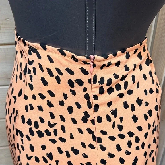 Eesome Peach and Black Patterned Pencil Skirt - Picture 4 of 5
